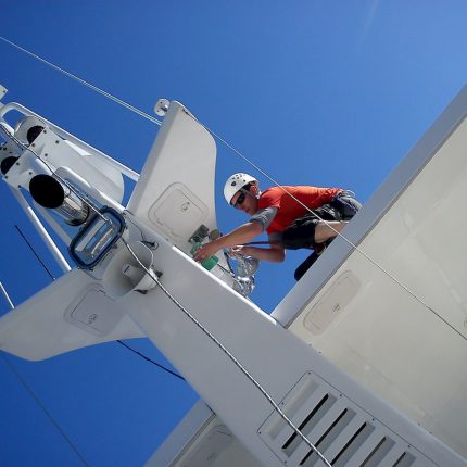 klif_dela_na_visini_1